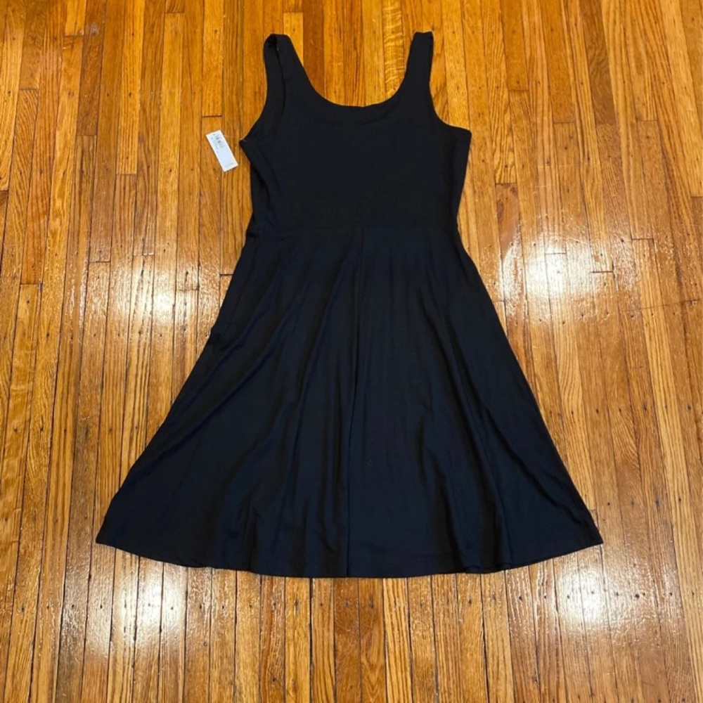 NWT Old Navy Black Dress